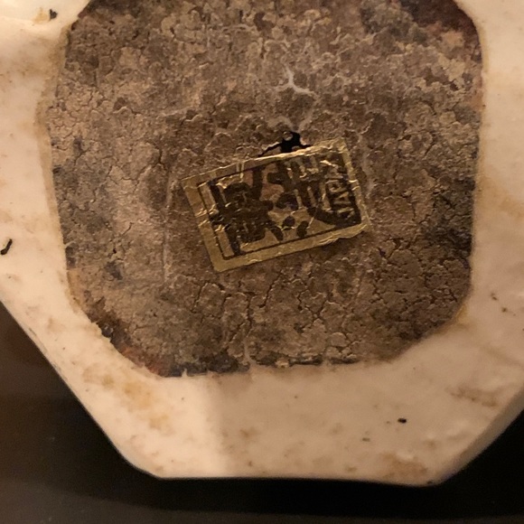 Two Vintage Japanese Porcelain Child Figurines - Picture 6 of 8